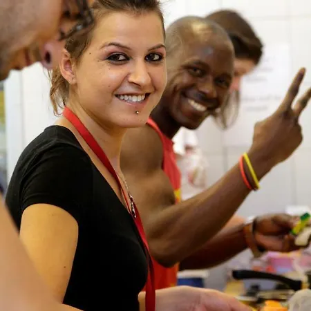 ホステル The Tent - Youth Only - Buchung Leider Nur Bis 30 Jahre Moeglich! *