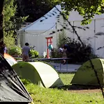 The Tent - Youth Only - Buchung Leider Nur Bis 30 Jahre Moeglich! بيت شباب *