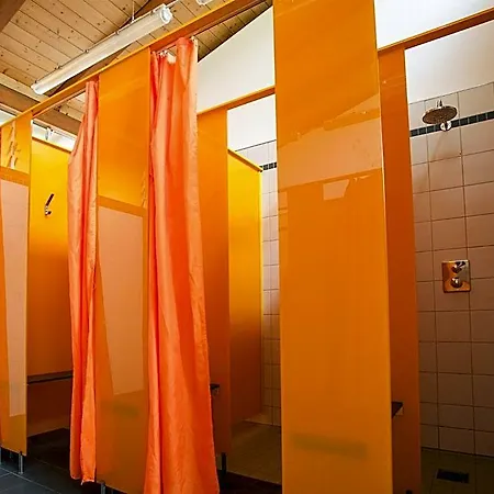 The Tent - Youth Only - Buchung Leider Nur Bis 30 Jahre Moeglich! Hostel