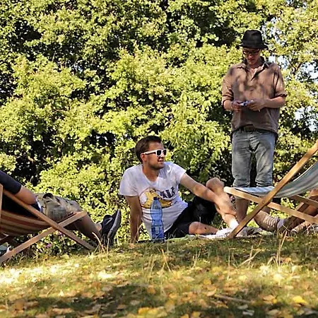 Hostel The Tent - Youth Only - Buchung Leider Nur Bis 30 Jahre Moeglich! Μόναχο
