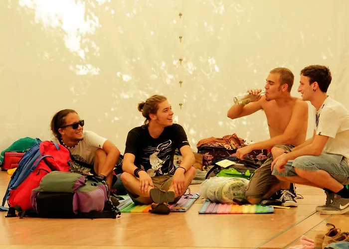 The Tent - Youth Only - Buchung Leider Nur Bis 30 Jahre Moeglich! ホステル *
