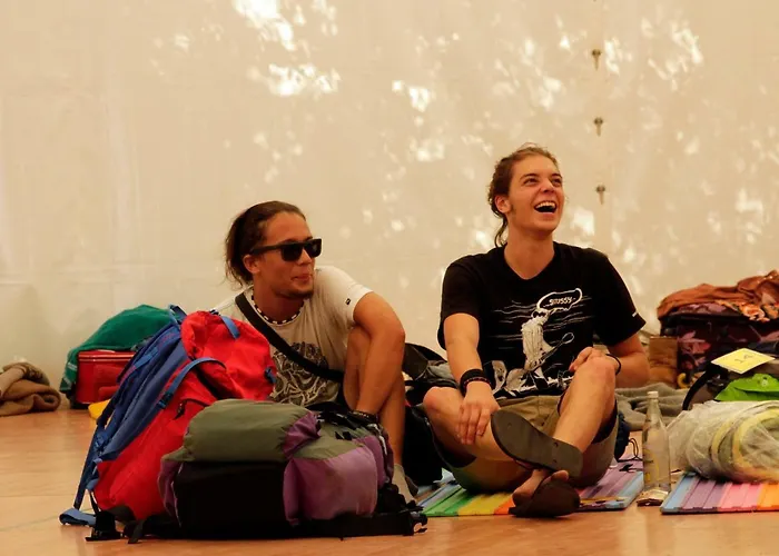 The Tent - Youth Only - Buchung Leider Nur Bis 30 Jahre Moeglich! ミュンヘン