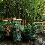 Hostal The Tent - Youth Only - Buchung Leider Nur Bis 30 Jahre Moeglich! *