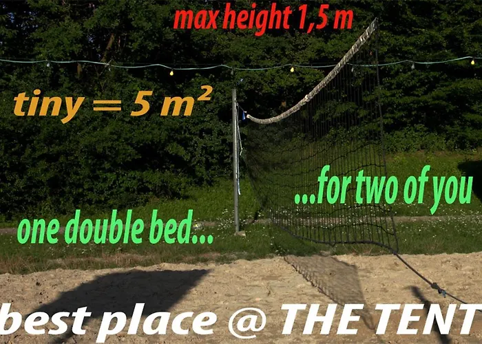 The Tent - Youth Only - Buchung Leider Nur Bis 30 Jahre Moeglich! Hostel *