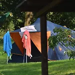 Hostel The Tent - Youth Only - Buchung Leider Nur Bis 30 Jahre Moeglich! *