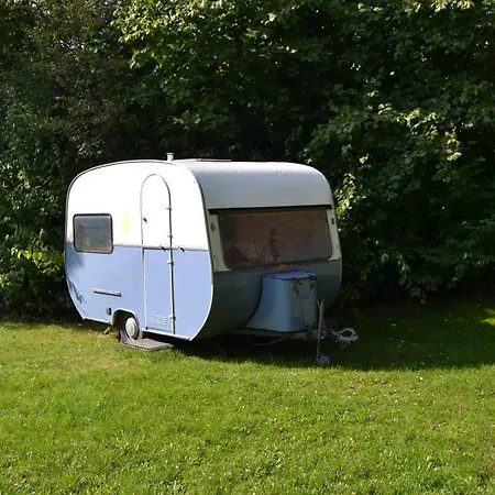 The Tent - Youth Only - Buchung Leider Nur Bis 30 Jahre Moeglich! Hostel *
