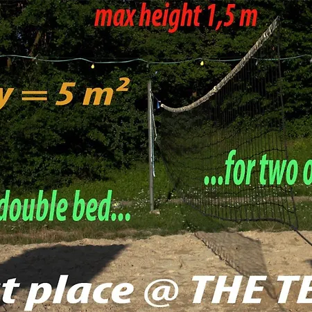 The Tent - Youth Only - Buchung Leider Nur Bis 30 Jahre Moeglich! Albergue *