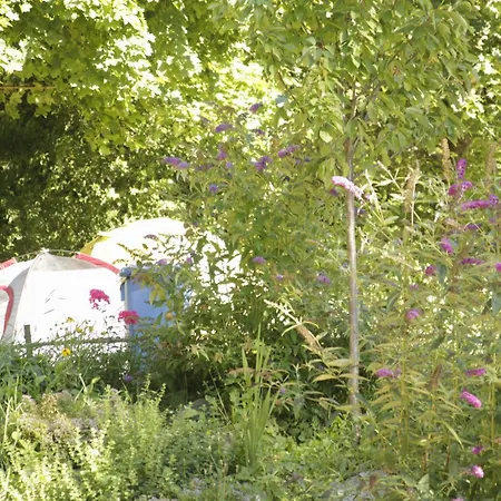 The Tent - Youth Only - Buchung Leider Nur Bis 30 Jahre Moeglich! * Munich