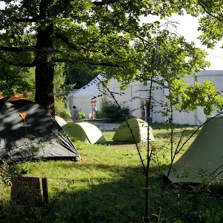 Hostel The Tent - Youth Only - Buchung Leider Nur Bis 30 Jahre Moeglich! Munich