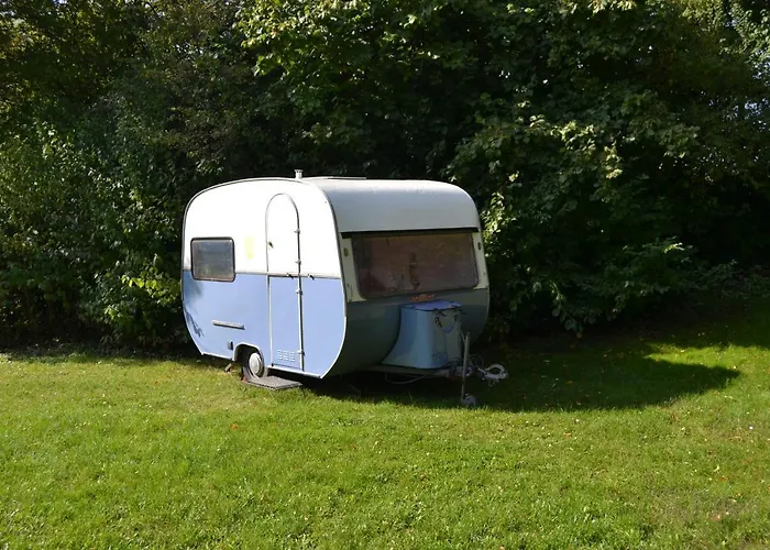 The Tent - Youth Only - Buchung Leider Nur Bis 30 Jahre Moeglich! Hostel *