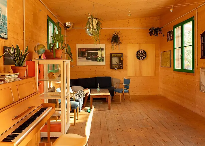 The Tent - Youth Only - Buchung Leider Nur Bis 30 Jahre Moeglich! Hostel